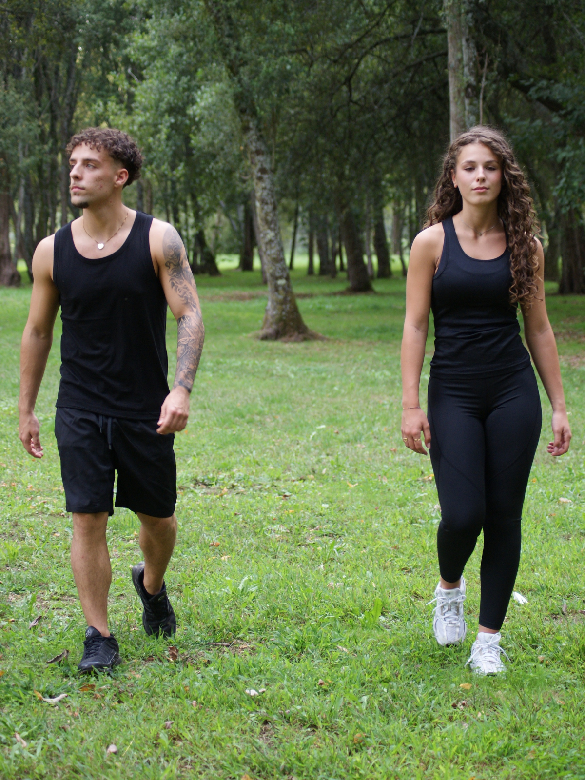 T-Shirt Cavada Desportiva de Mulher