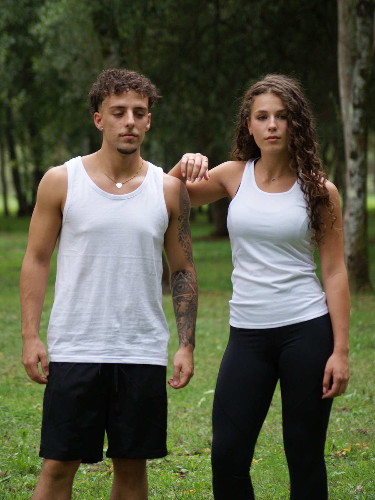 T-Shirt Cavada Desportiva de Mulher