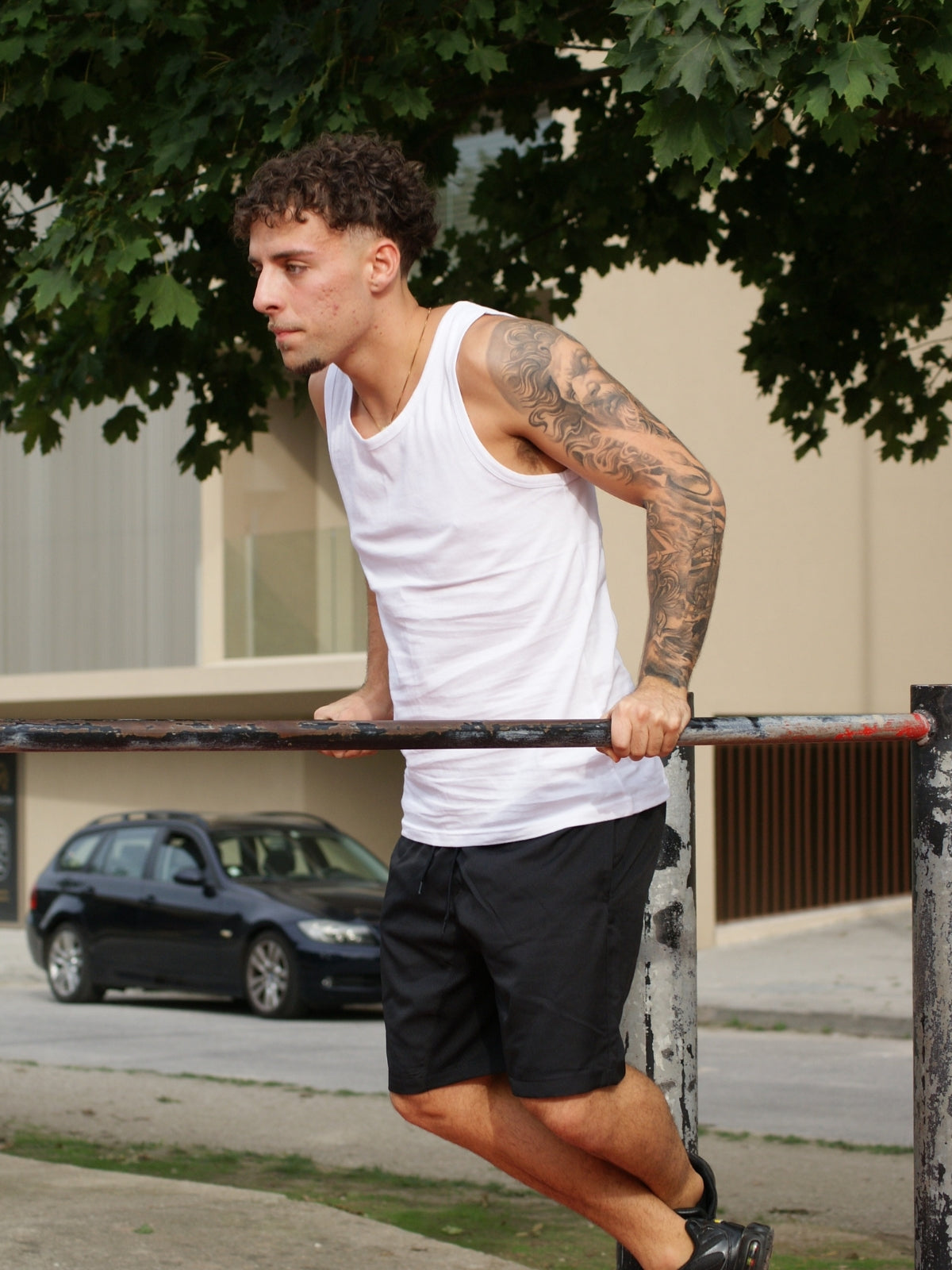 T-Shirt Cavada Desportiva de Homem